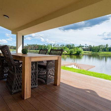 Golfbay Villa Senica Ngoại thất bức ảnh