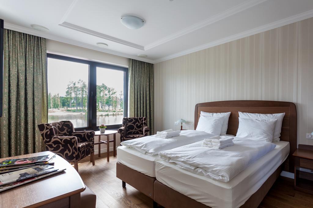 Golfbay Villa Senica Ngoại thất bức ảnh