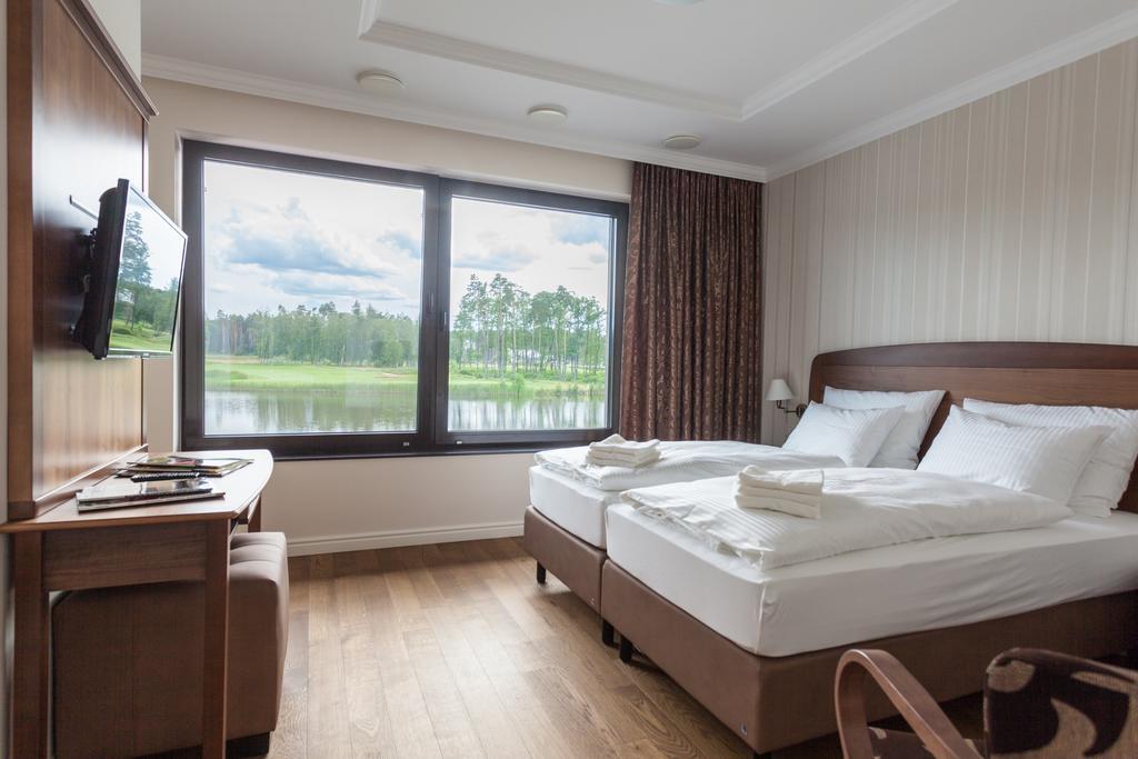 Golfbay Villa Senica Ngoại thất bức ảnh